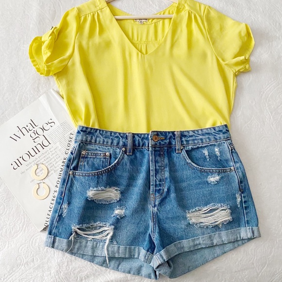 Lightweight Bright Yellow V Neck Blouse - Picture 1 of 12